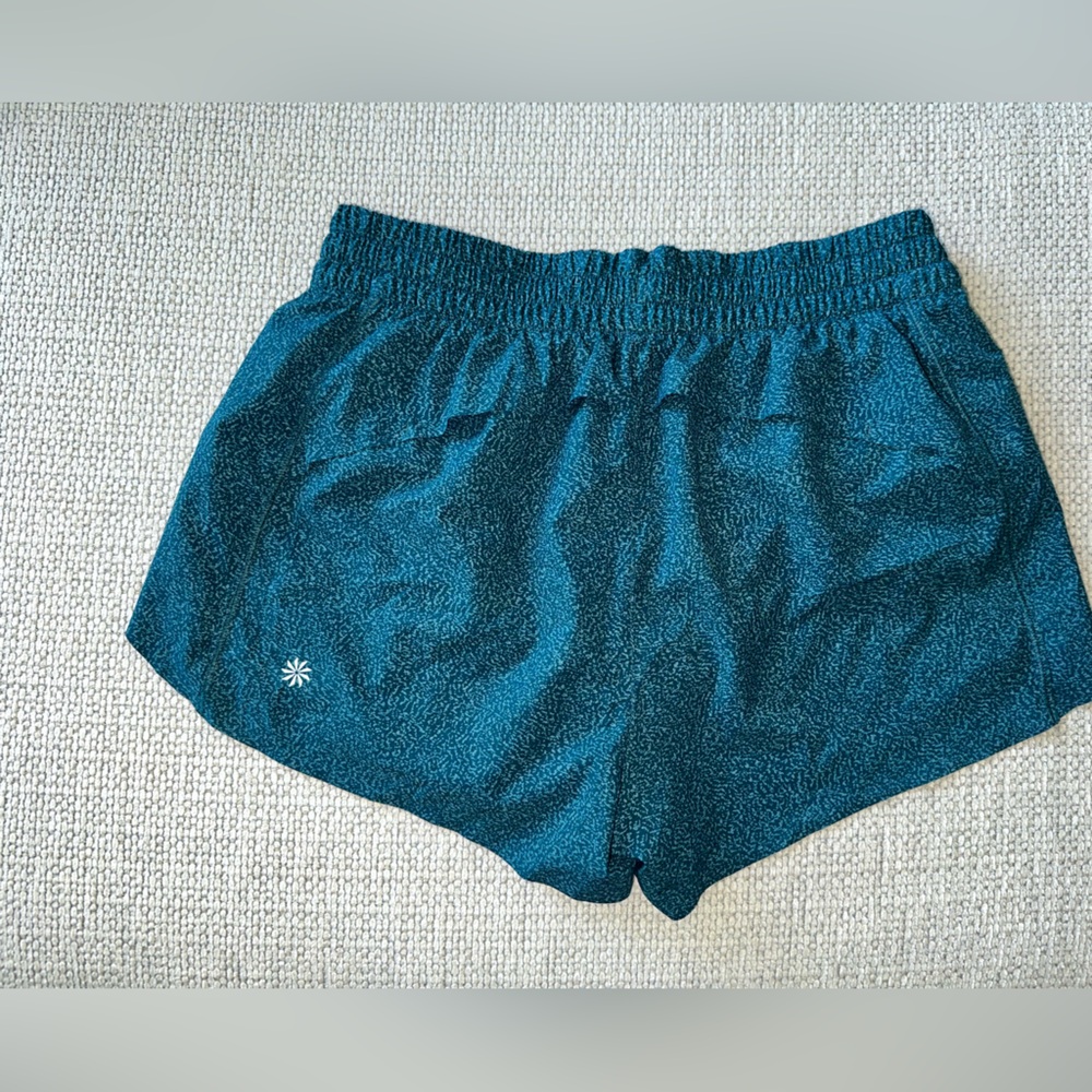 Athleta hustle 3” run short